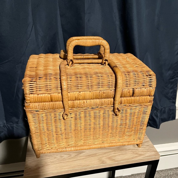Other - Tan Woven Picnic Basket Accent with Handle